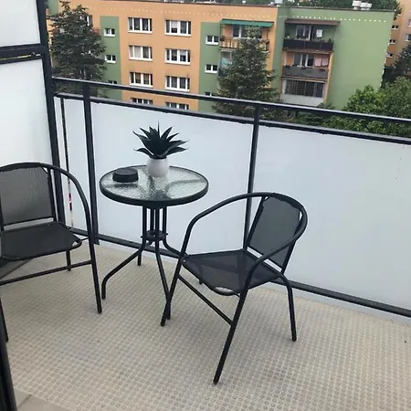 Apartament Pileckiego Airport Modlin 24 H *