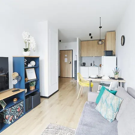 Apartament Pileckiego Airport Modlin 24 H *