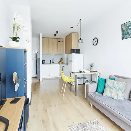 Pileckiego Airport Modlin 24 H Nowy Dwór Mazowiecki