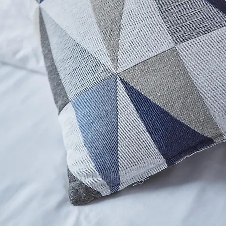 Pileckiego Airport Modlin 24 H *